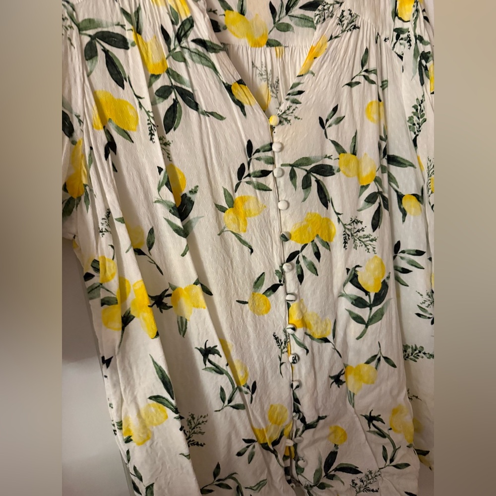 Torrid Top - Picture 3 of 6